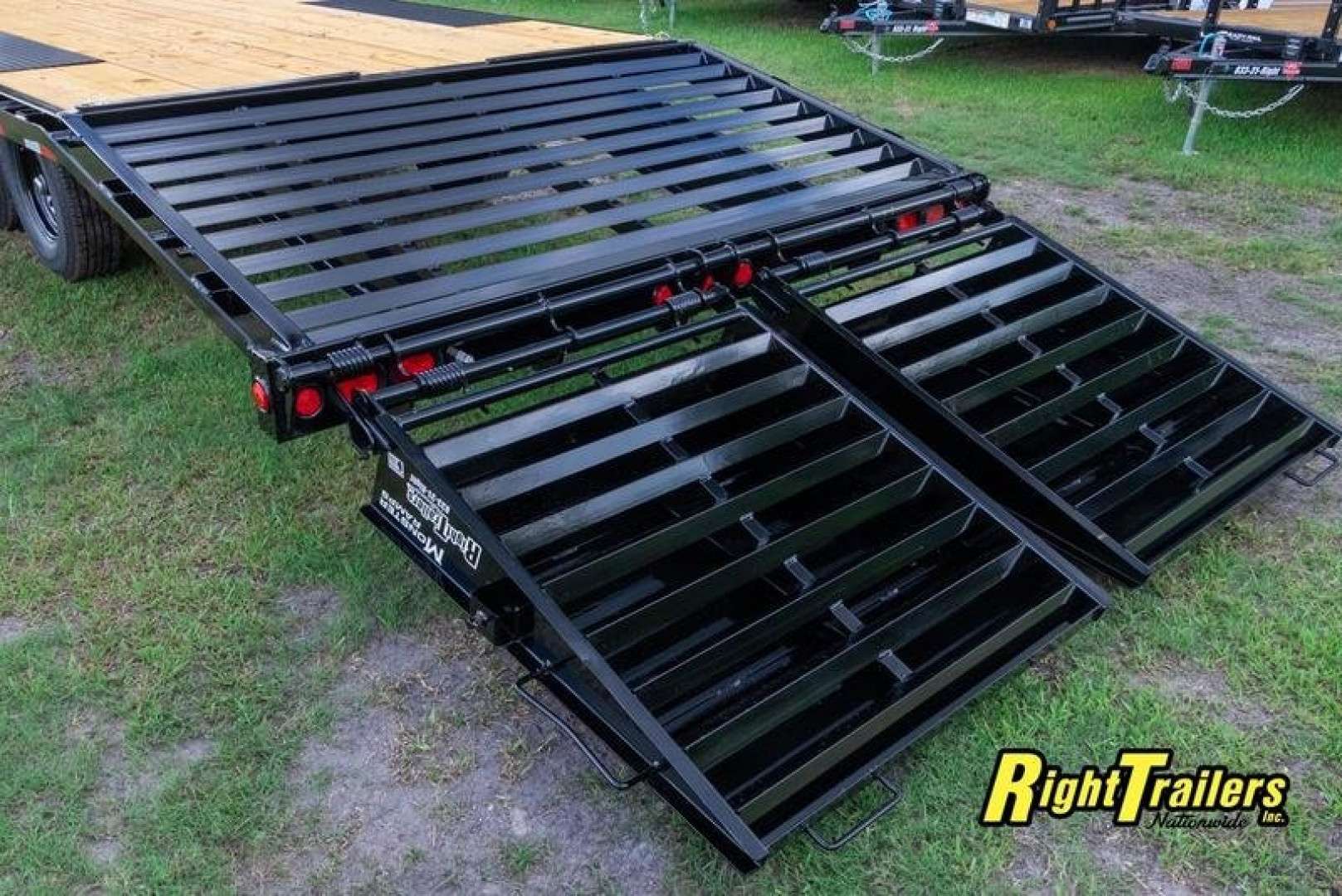New PJ Trailers 8.5x28 Deckover Equipment Trailer