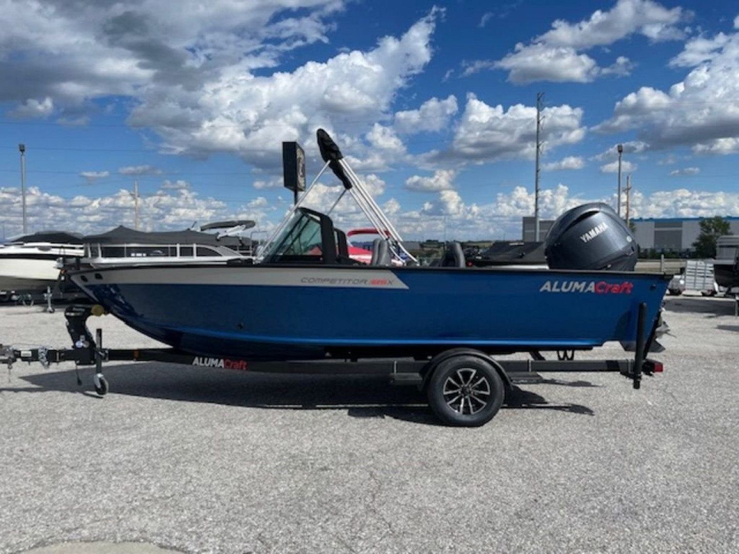 New 2025 Alumacraft Competitor 185X Sport