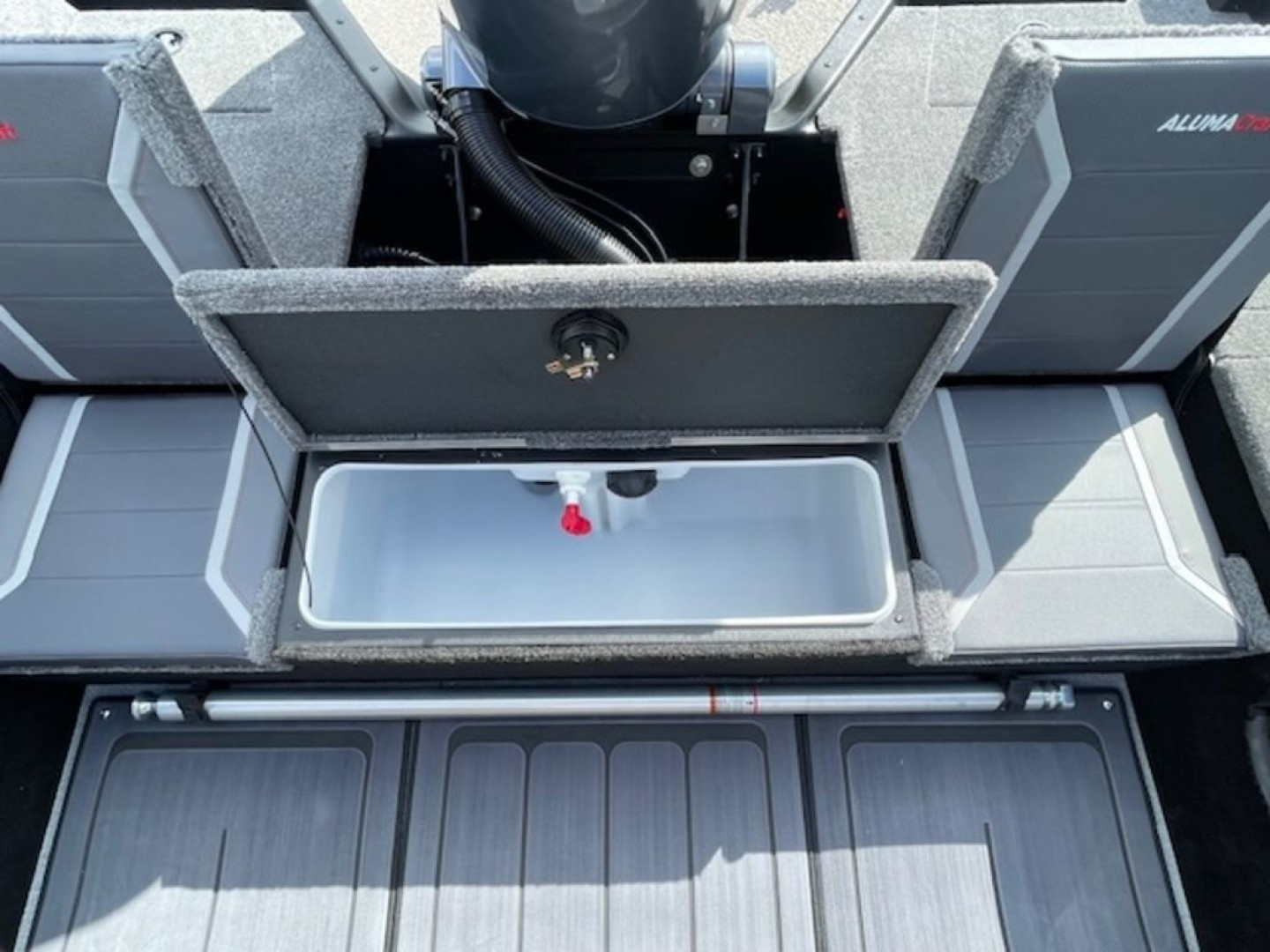 New 2025 Alumacraft Competitor 185X Sport