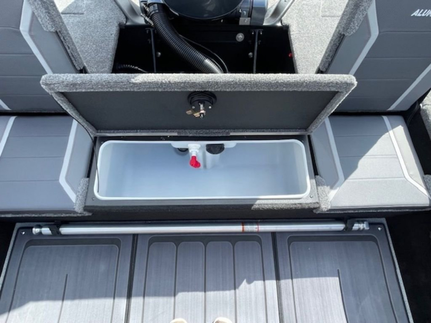 New 2025 Alumacraft Competitor 185X Sport