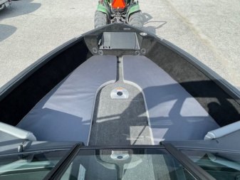 New 2025 Alumacraft Competitor 185X Sport