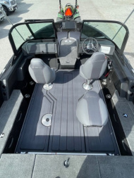 New 2025 Alumacraft Competitor 185X Sport