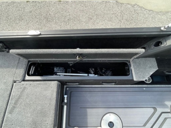 New 2025 Alumacraft Competitor 185X Sport