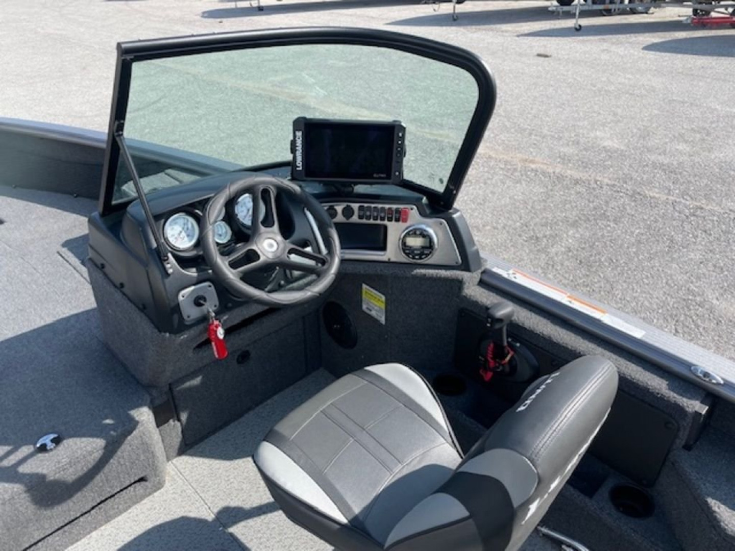 Used 2023 Lund 2025 Impact XS Sport