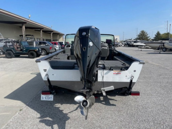 Used 2023 Lund 2025 Impact XS Sport
