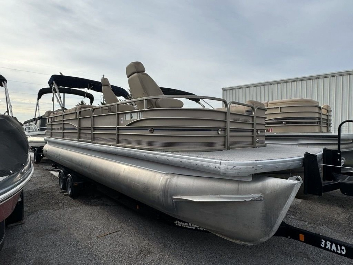Used 2007 Sanpan 2500 RE 4 Gate