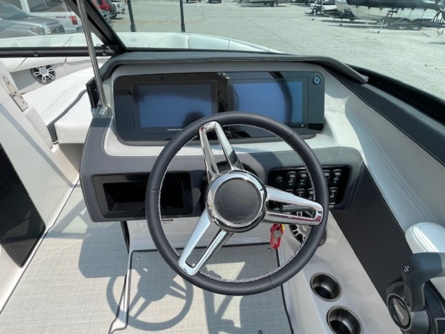 New 2025 Regal Boats LS4 Bowrider