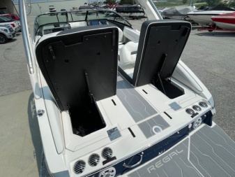 New 2025 Regal Boats LS4 Bowrider