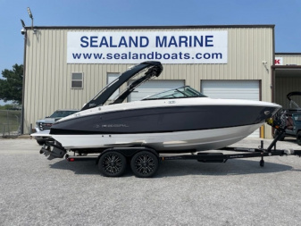 New 2025 Regal Boats LS4 Bowrider