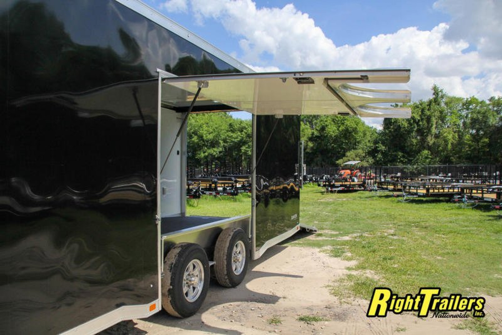 New 8.5x28 ATC Race Trailer