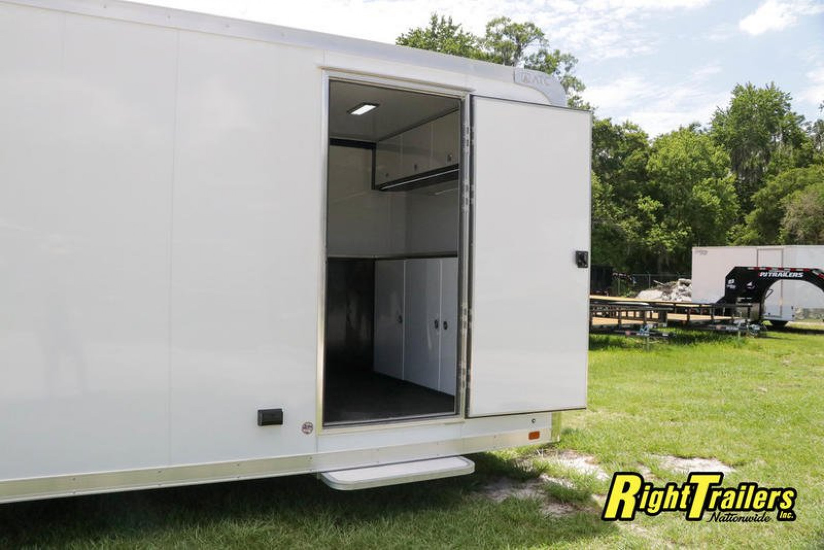 New 8.5x28 ATC Race Trailer