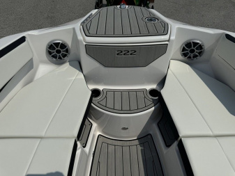 New 2024 Yamaha Boats 222SE