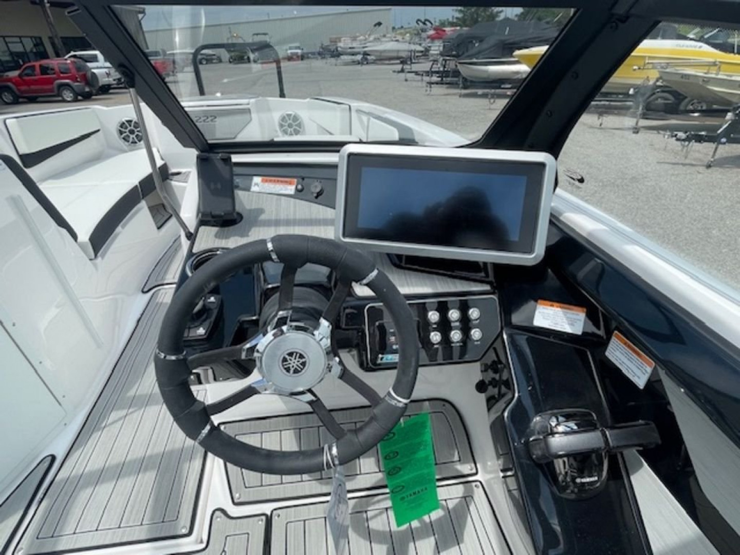 New 2024 Yamaha Boats 222SE