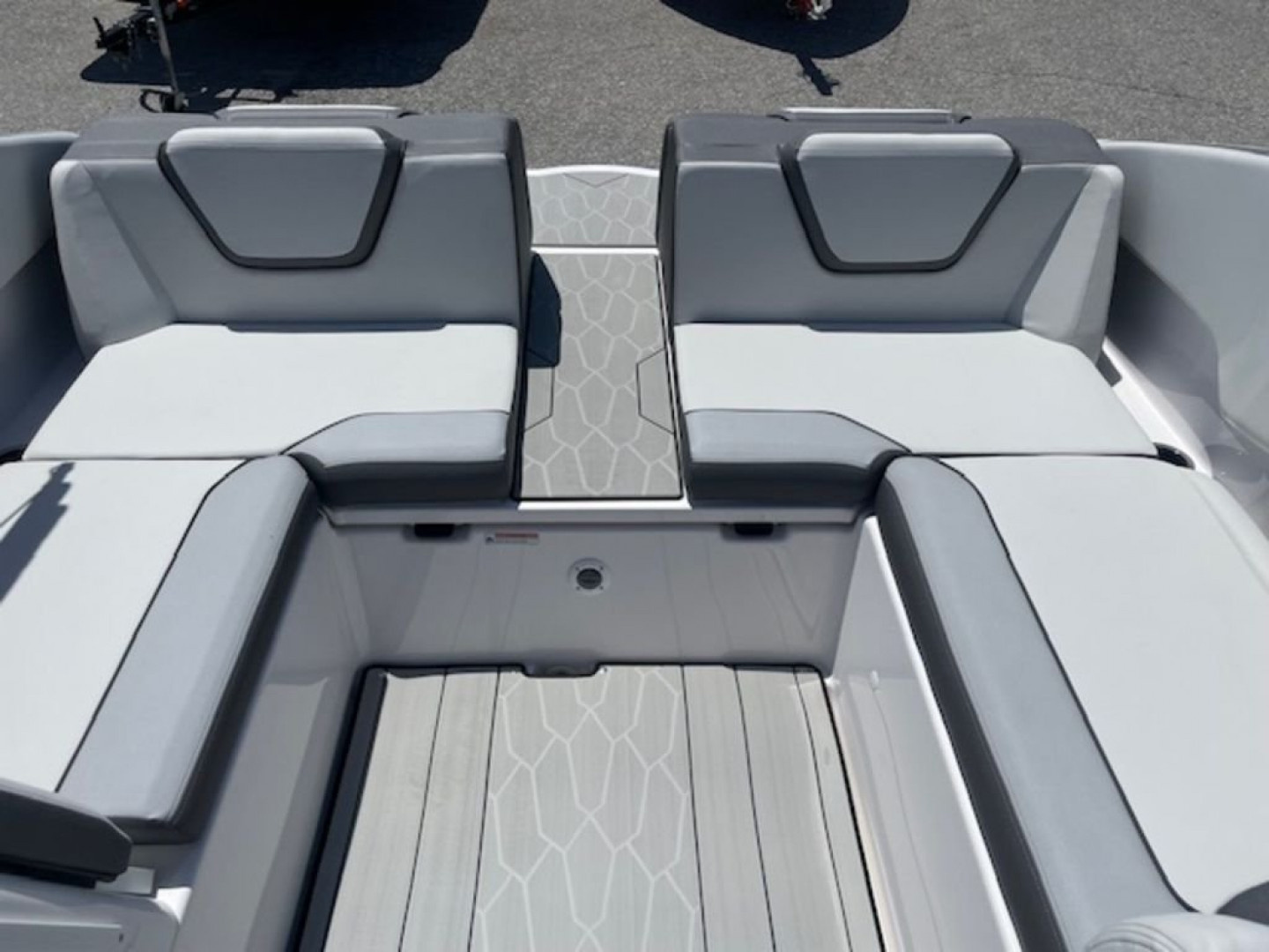 New 2024 Yamaha Boats 252XE