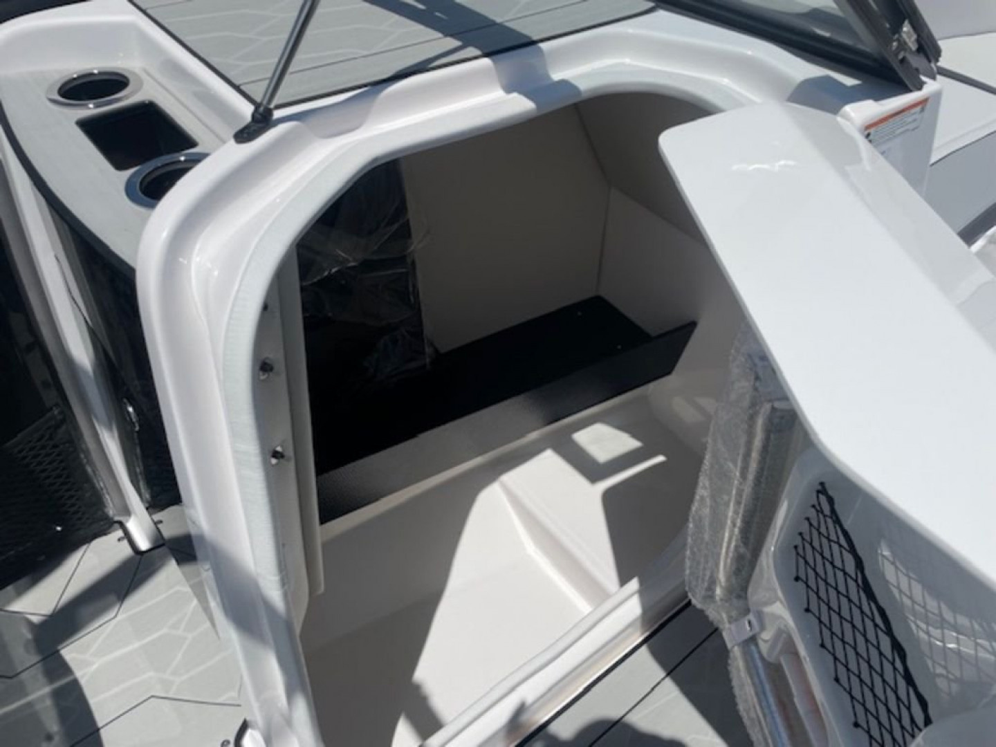 New 2024 Yamaha Boats 252XE