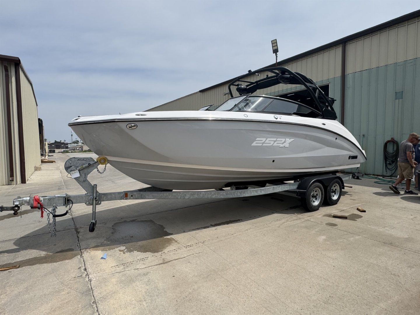 New 2024 Yamaha Boats 252XE