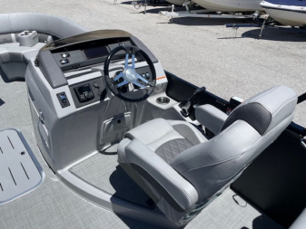 New 2024 Bennington 23 LFB