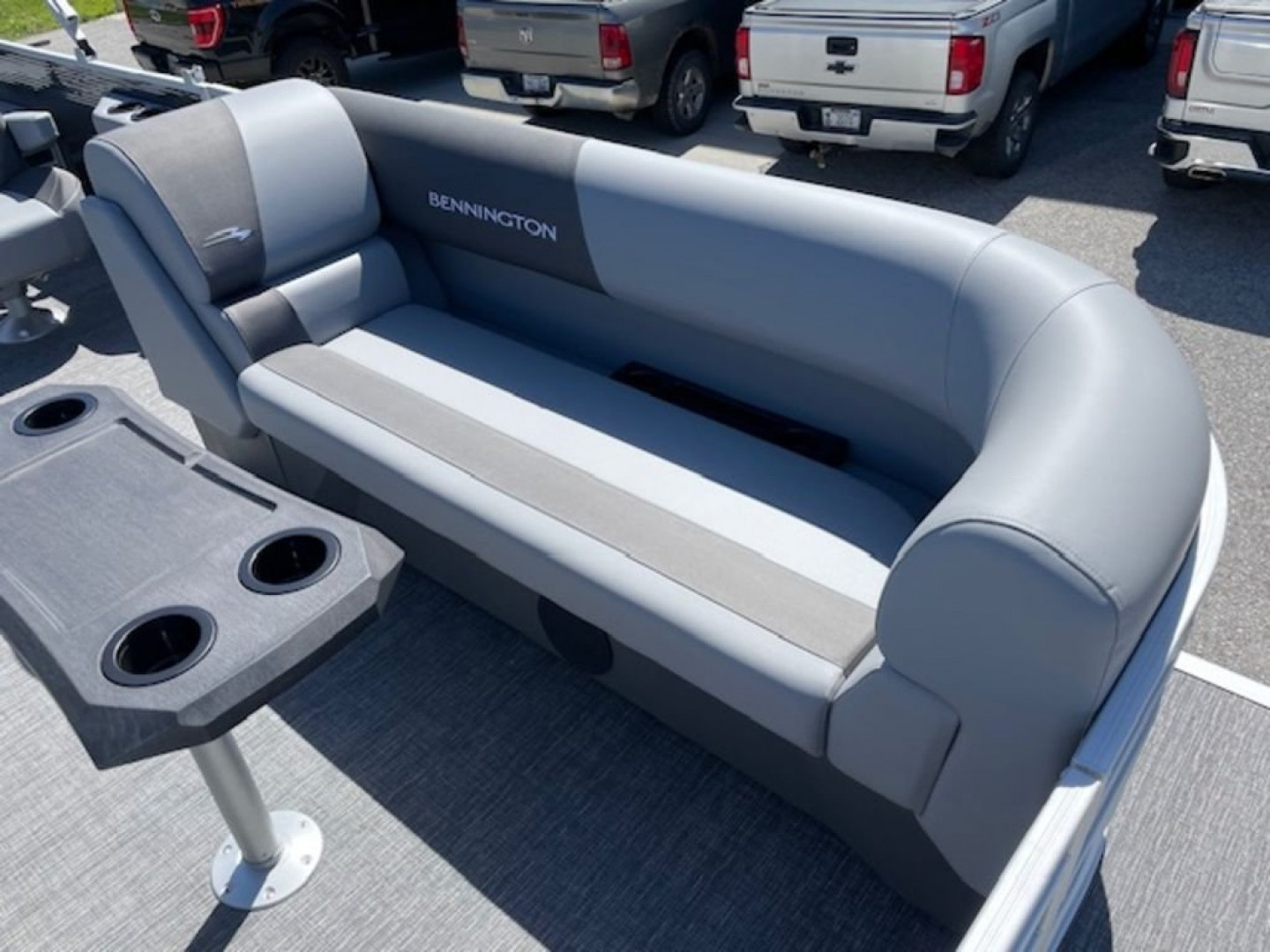 New 2024 Bennington 22 SVSB-SPS