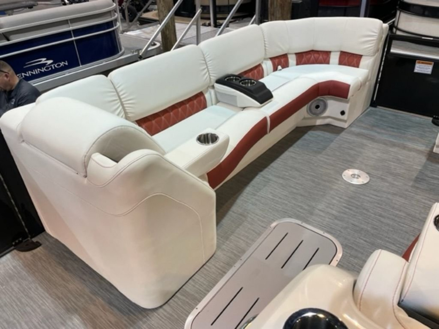 New 2023 Bennington 25 RFB