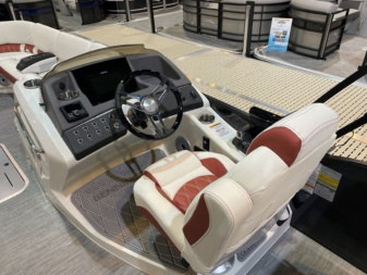 New 2023 Bennington 25 RFB