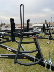 New NEW Bear Trailer Manufacturing Pontoon/Tritoon Trailers