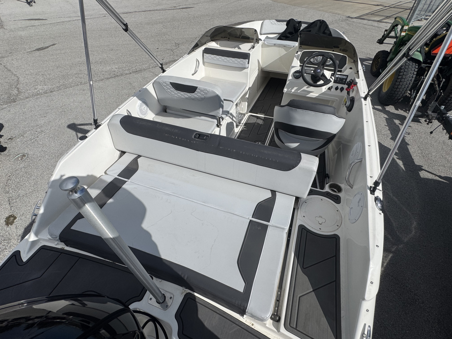 New 2024 Bayliner Boats E19