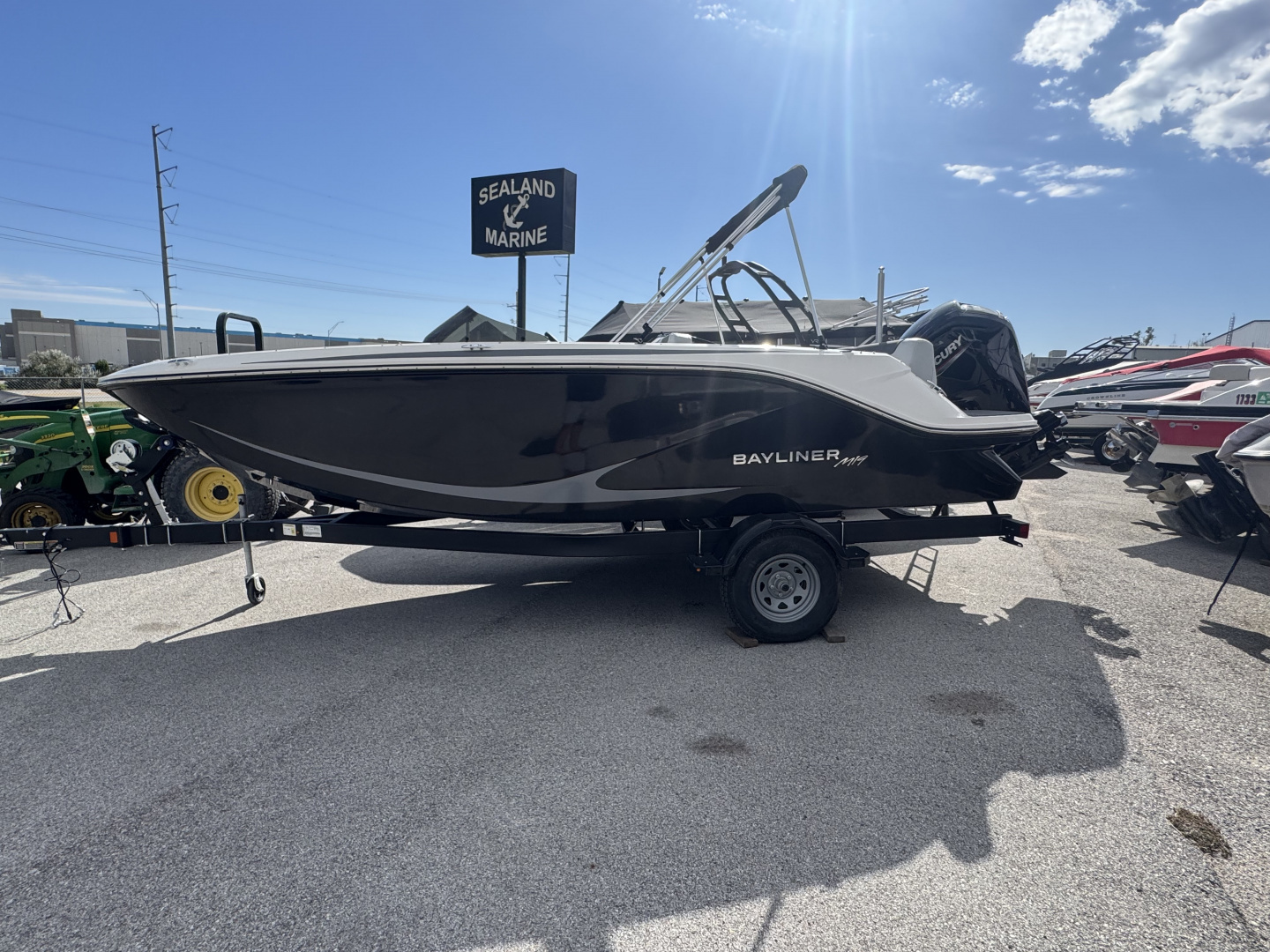 New 2024 Bayliner Boats E19