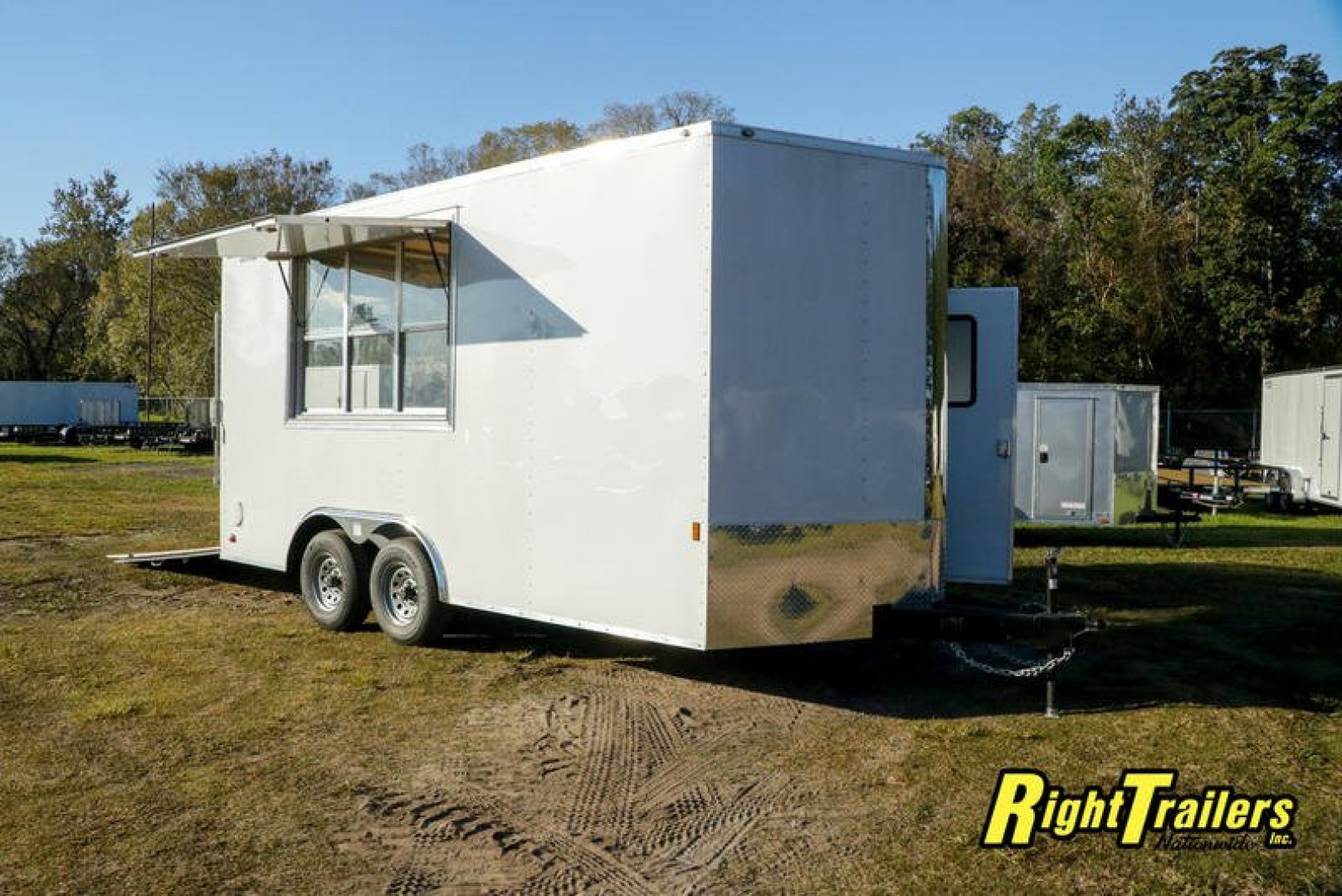 New 8.5x16 Continental Cargo Concession Trailer