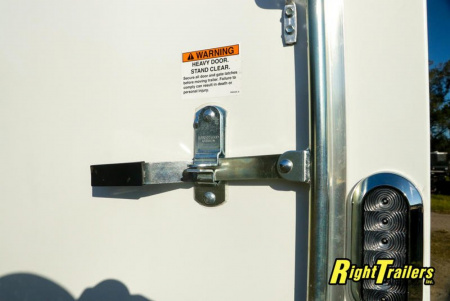 New 8.5x16 Continental Cargo Concession Trailer