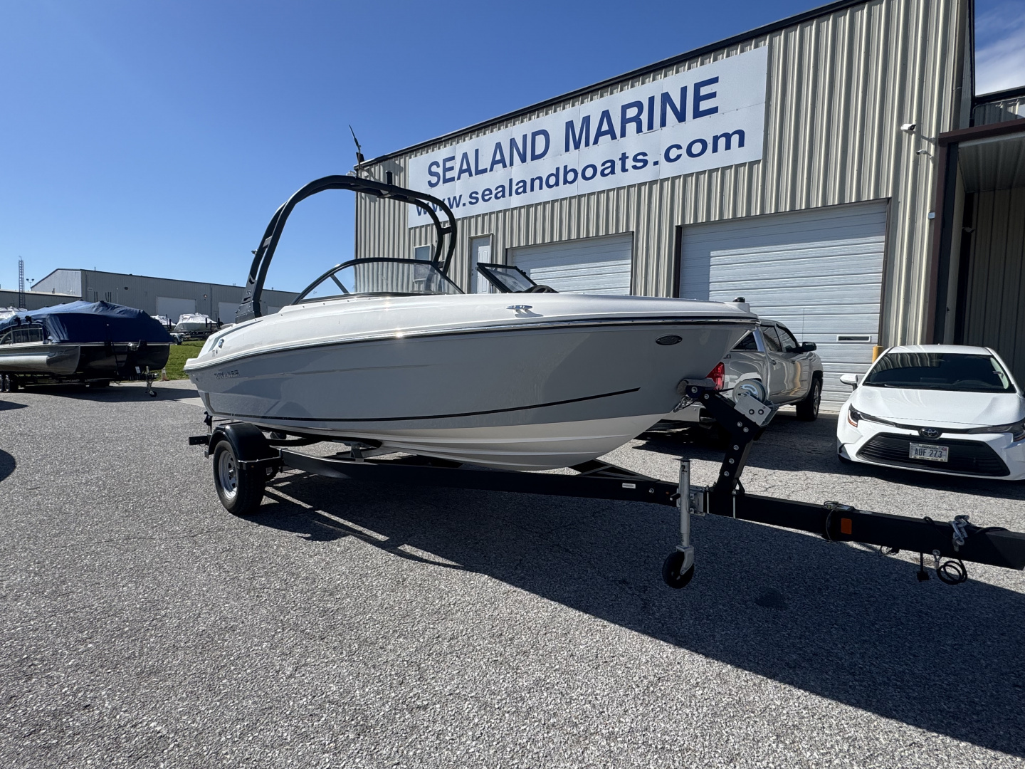 New 2024 Bayliner Boats VR4