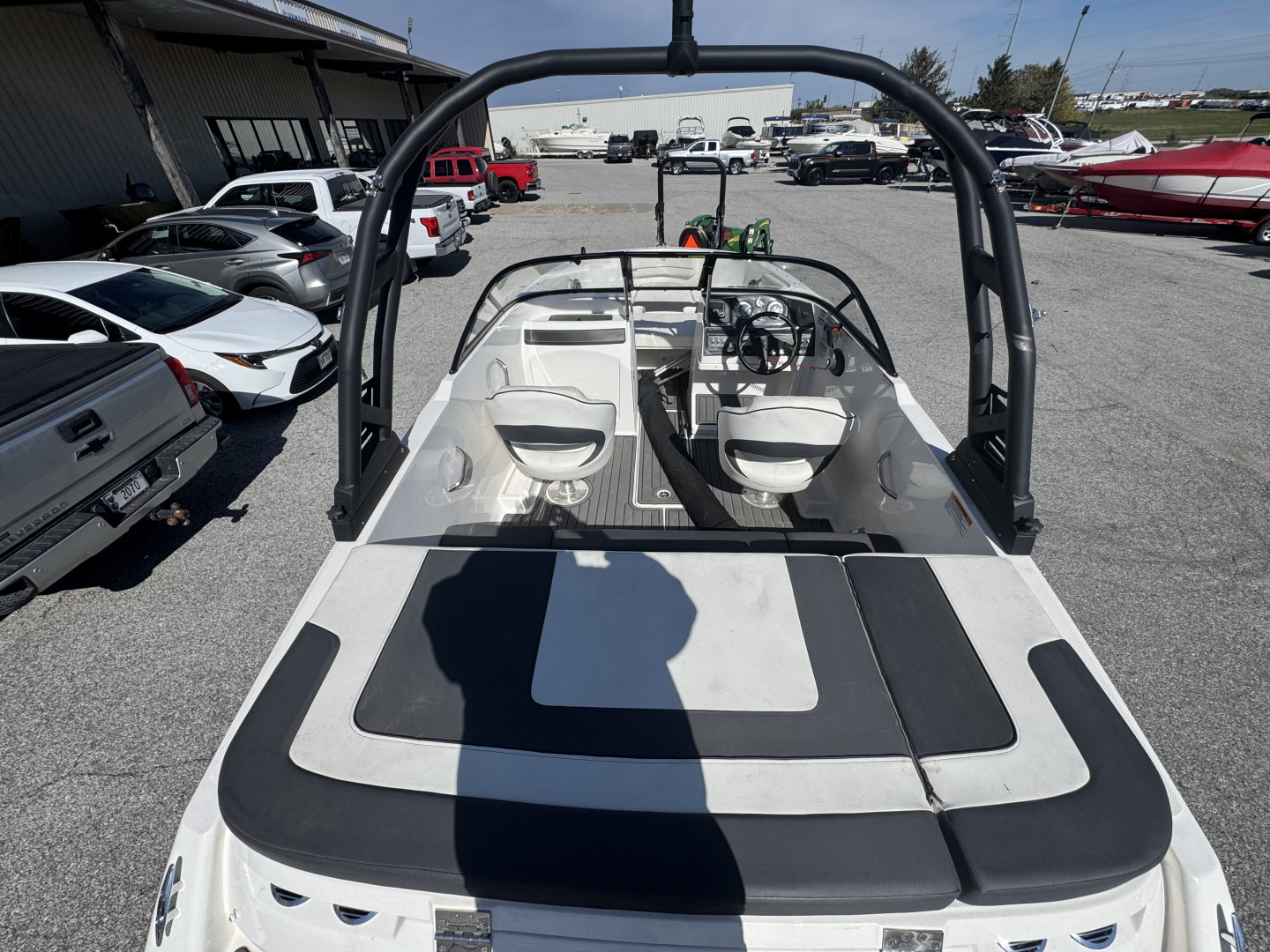 New 2024 Bayliner Boats VR4