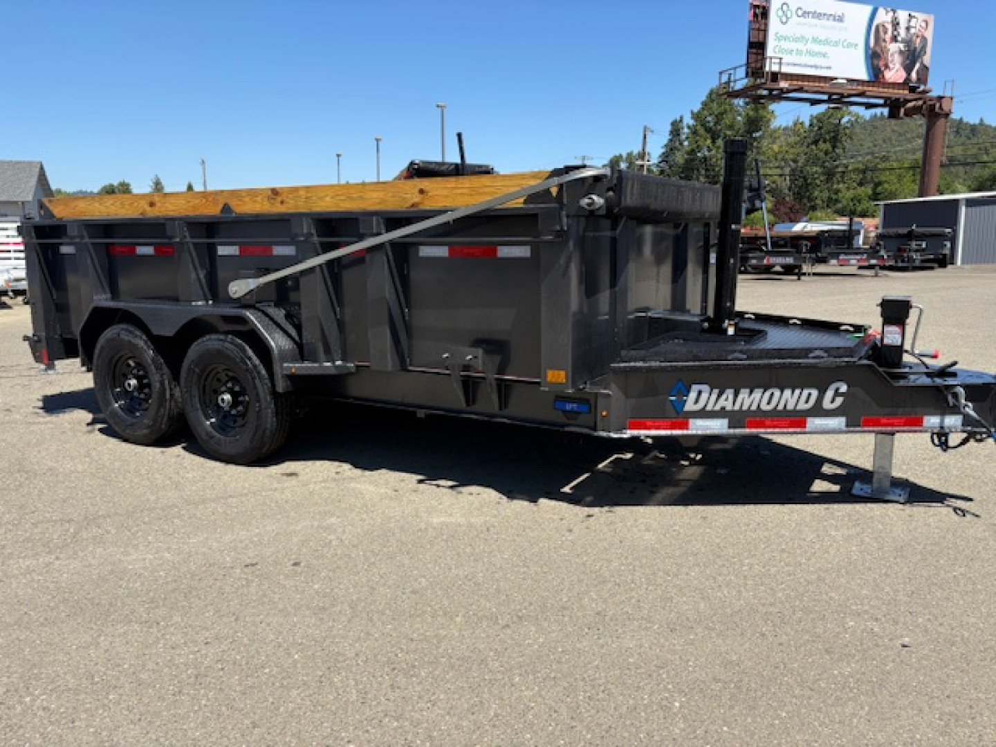New 2025 Diamond C LPT207 82X14 LOW PROFILE 14K DUMP TRAILER 32" SIDES METALLIC GRAY