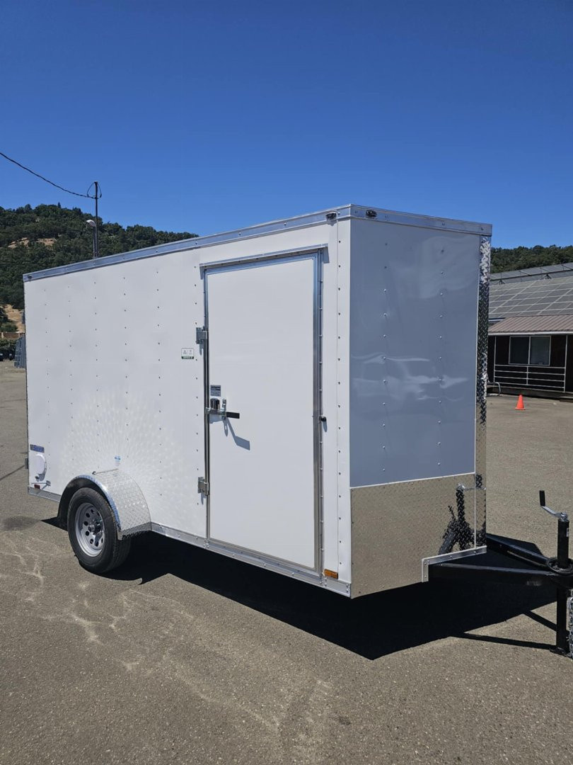 New ENCLOSED CARGO 2026 CONTINENTAL VHW612SA TRAILER 6X12 WHITE