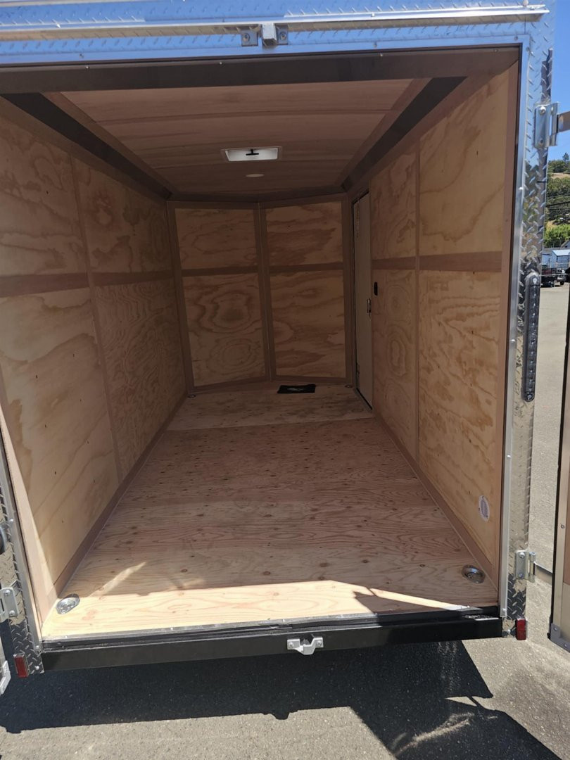 New ENCLOSED CARGO 2026 CONTINENTAL VHW612SA TRAILER 6X12 WHITE