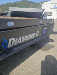 New 2025 DIAMOND C HDT307 82X22 21K SPLIT TILT TRIPLE AXLE METALLIC GRAY EQUIPMENT TRAILER