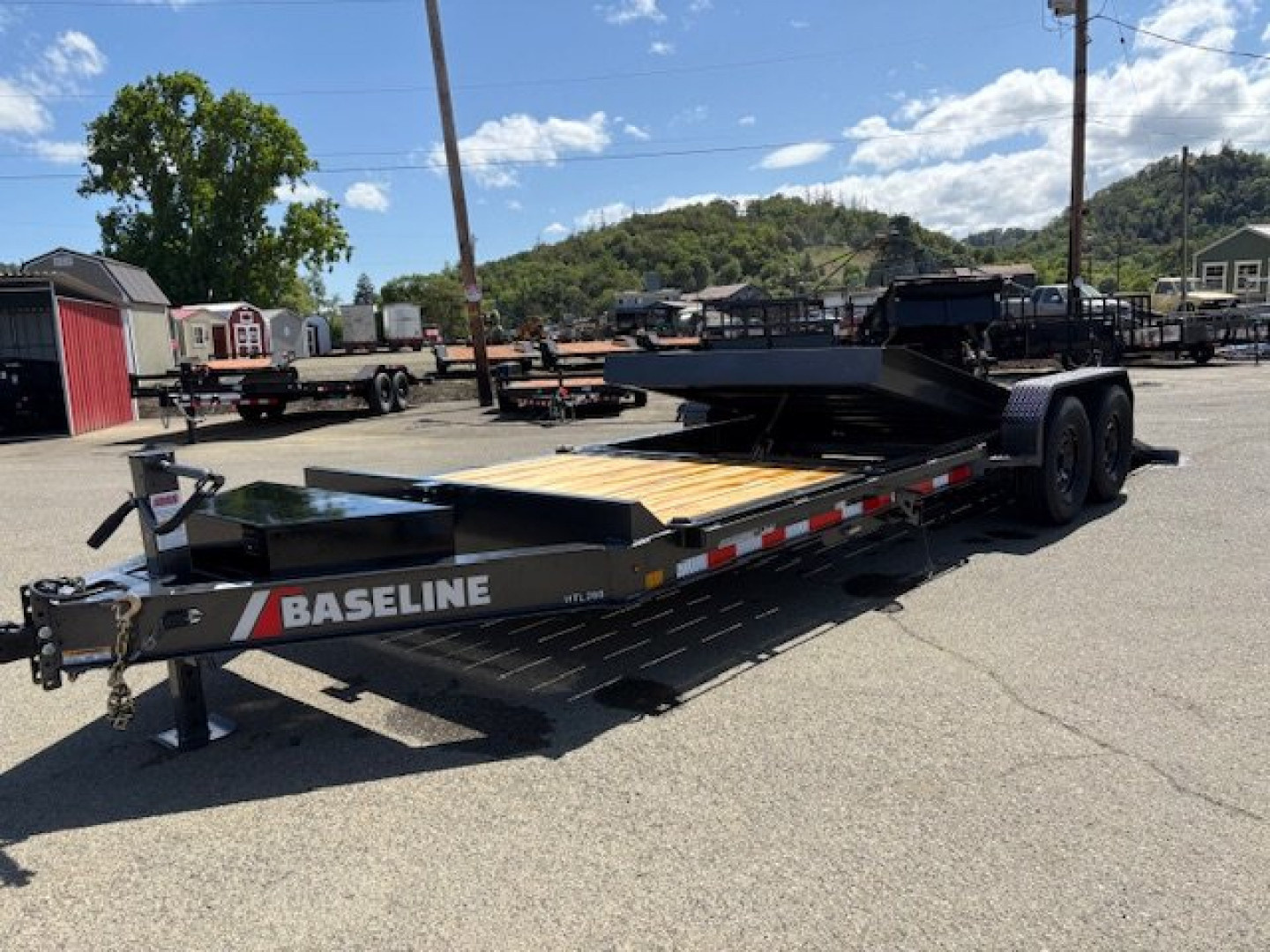 New 2025 HTL208 BASELINE Diamond C Trailers 82" X 22' SPLIT-TILT 16000 Equipment Trailer GRAY