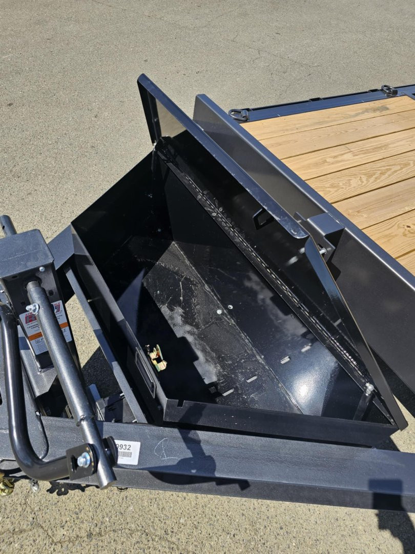 New 2025 HTL208 BASELINE Diamond C Trailers 82" X 22' SPLIT-TILT Equipment Trailer GRAY