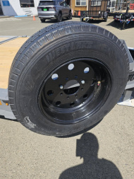 New 2025 DIAMOND C HDT207 82X20 SPLIT TILT 14K EQUIPMENT TRAILER CEMENT GRAY UPGRADED TIRES