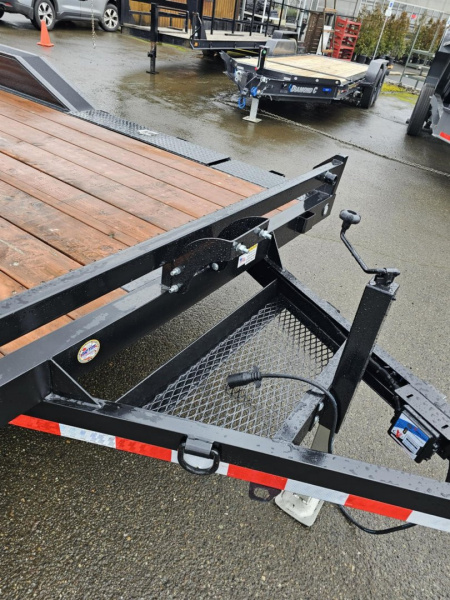 New CAR HAULER 2026 10K VERSATILE HD718TA3 7X18 ROCK CRAWLER DRIVE OVER FENDERS TRAILER