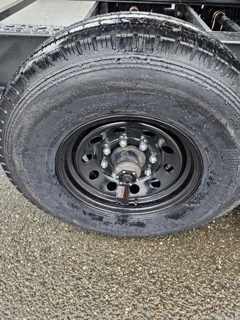 New 2025 DIAMOND C BASELINE HDU208 16K 16X82 DUMP TRAILER METALLIC GRAY