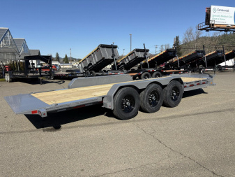 New 2025 DIAMOND C HDT307 82X22 21K SPLIT TILT TRIPLE AXLE CEMENT GRAY EQUIPMENT TRAILER
