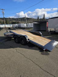 New 2025 DIAMOND C HDT207 82X20 SPLIT TILT EQUIPMENT TRAILER CARBON METALLIC