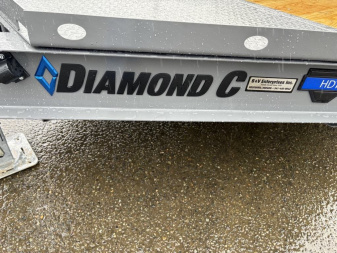 New 2025 DIAMOND C HDT207 82X20 SPLIT TILT EQUIPMENT TRAILER