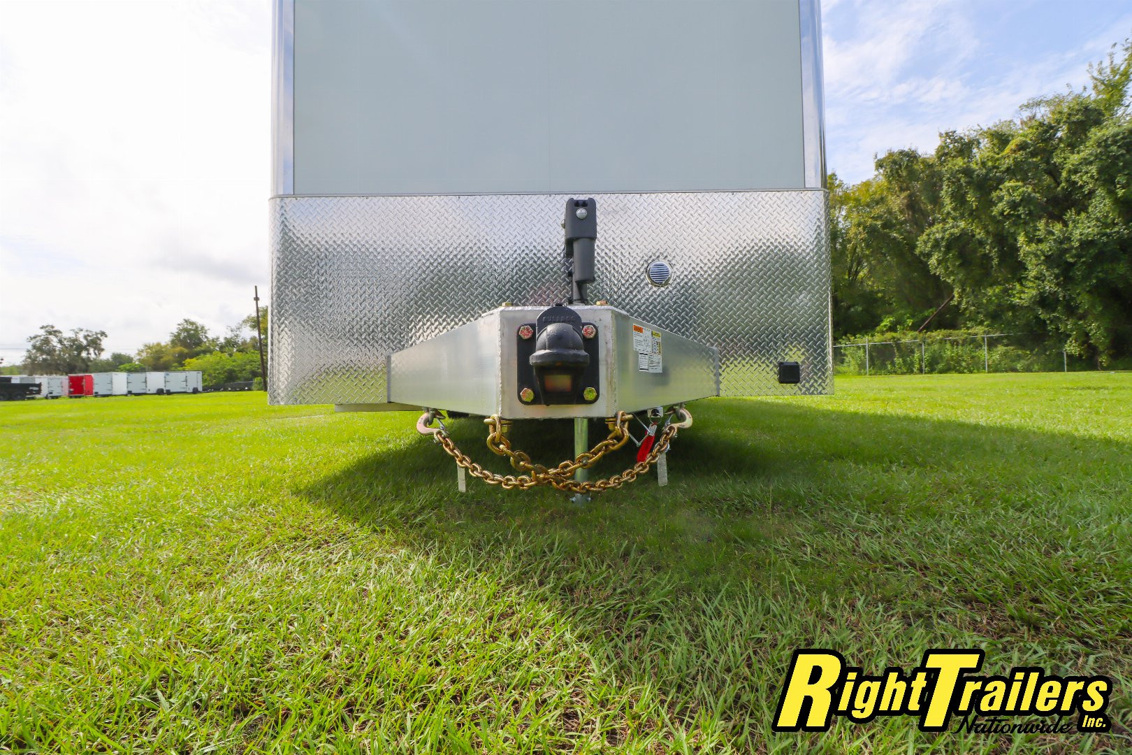 New 2024 8.5x32 inTech STACKER inTech