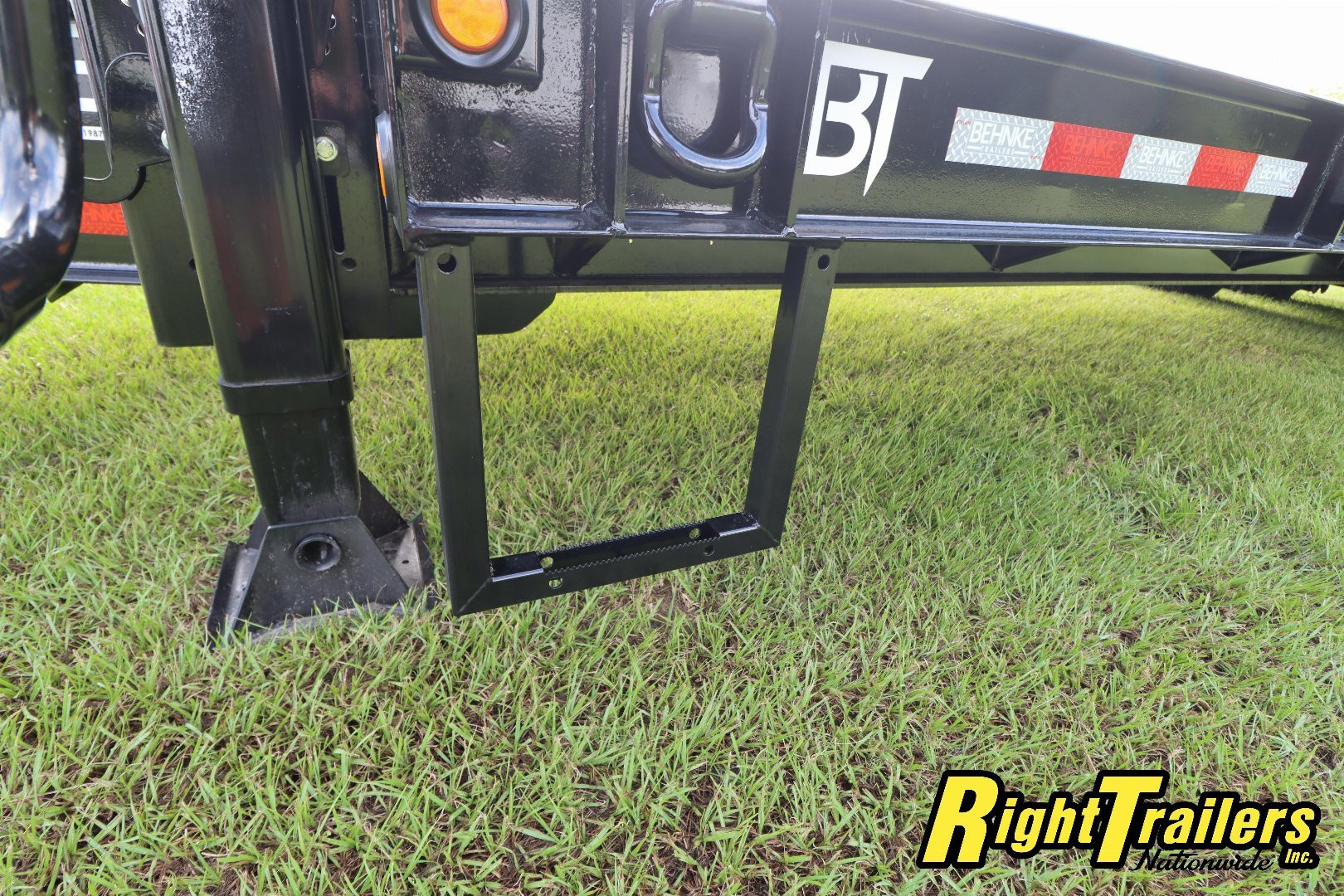 New 8.5x31 Behnke Equipment Trailer