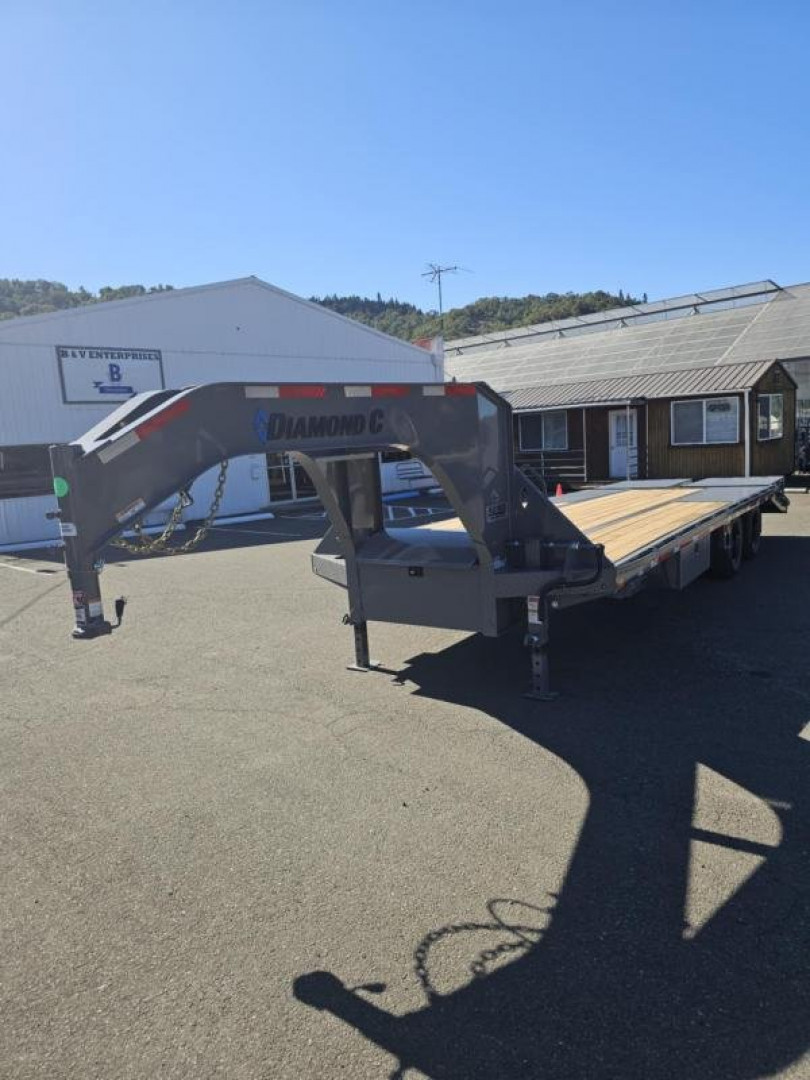 New 2024 Diamond C Trailers FMAX210 102" x 25' Flatbed Equipment Trailer