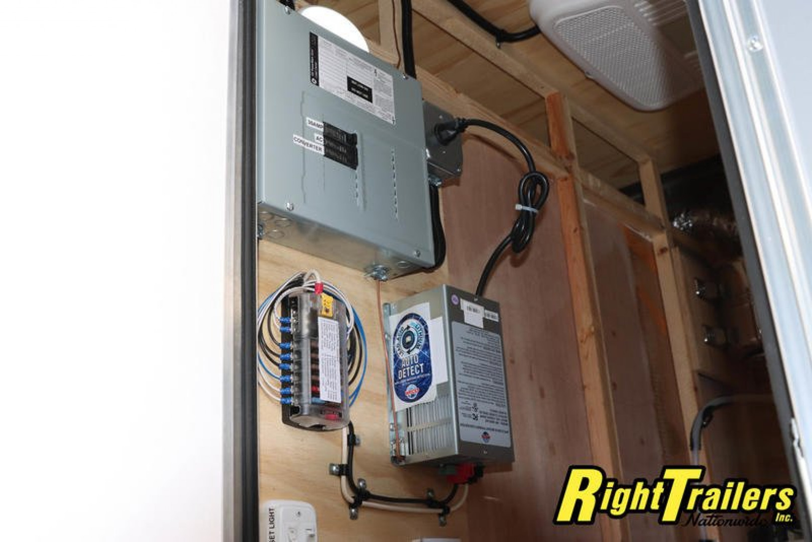 Used 2023 3 Station Restroom Trailer CN3T616SA4