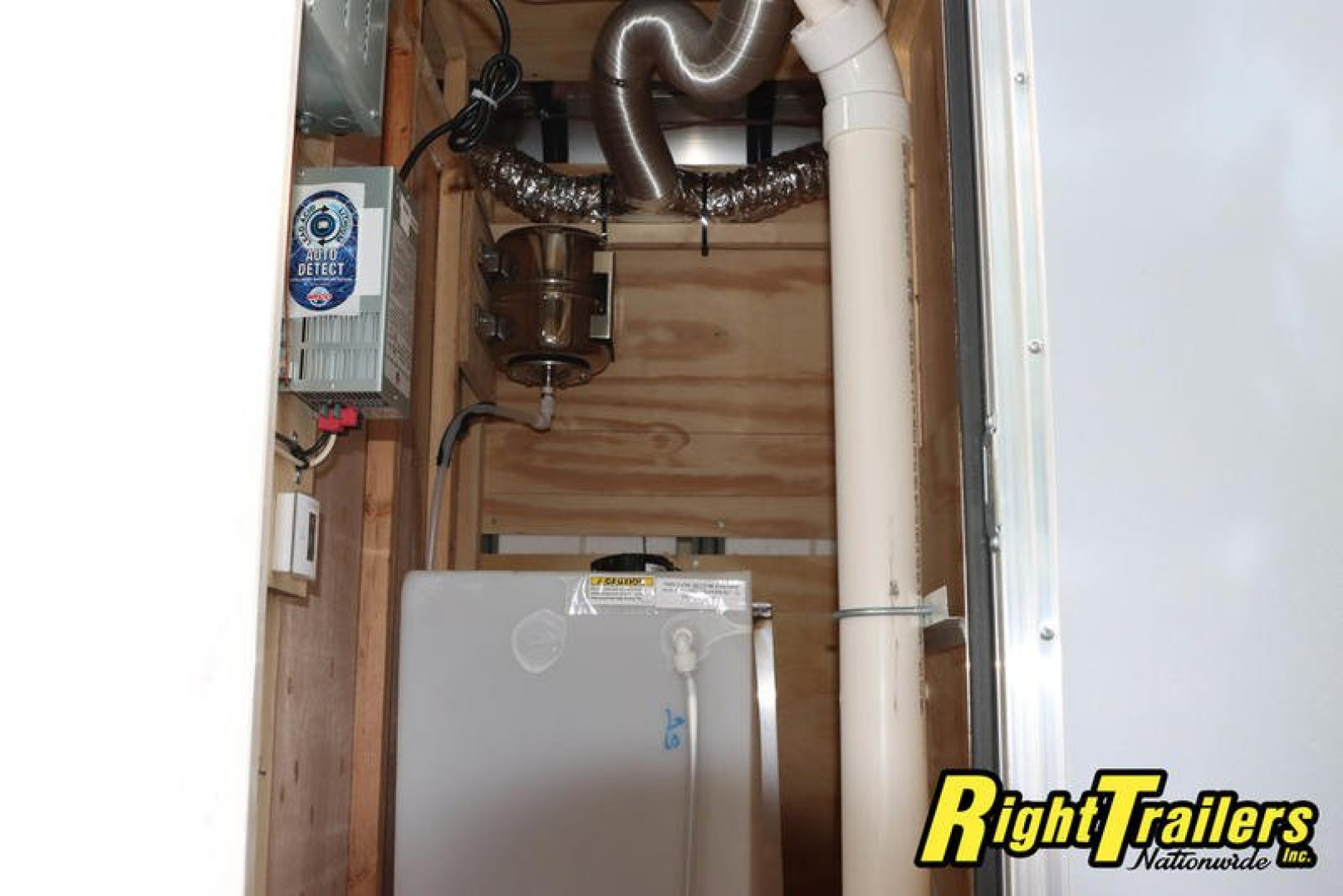 Used 2023 3 Station Restroom Trailer CN3T616SA4