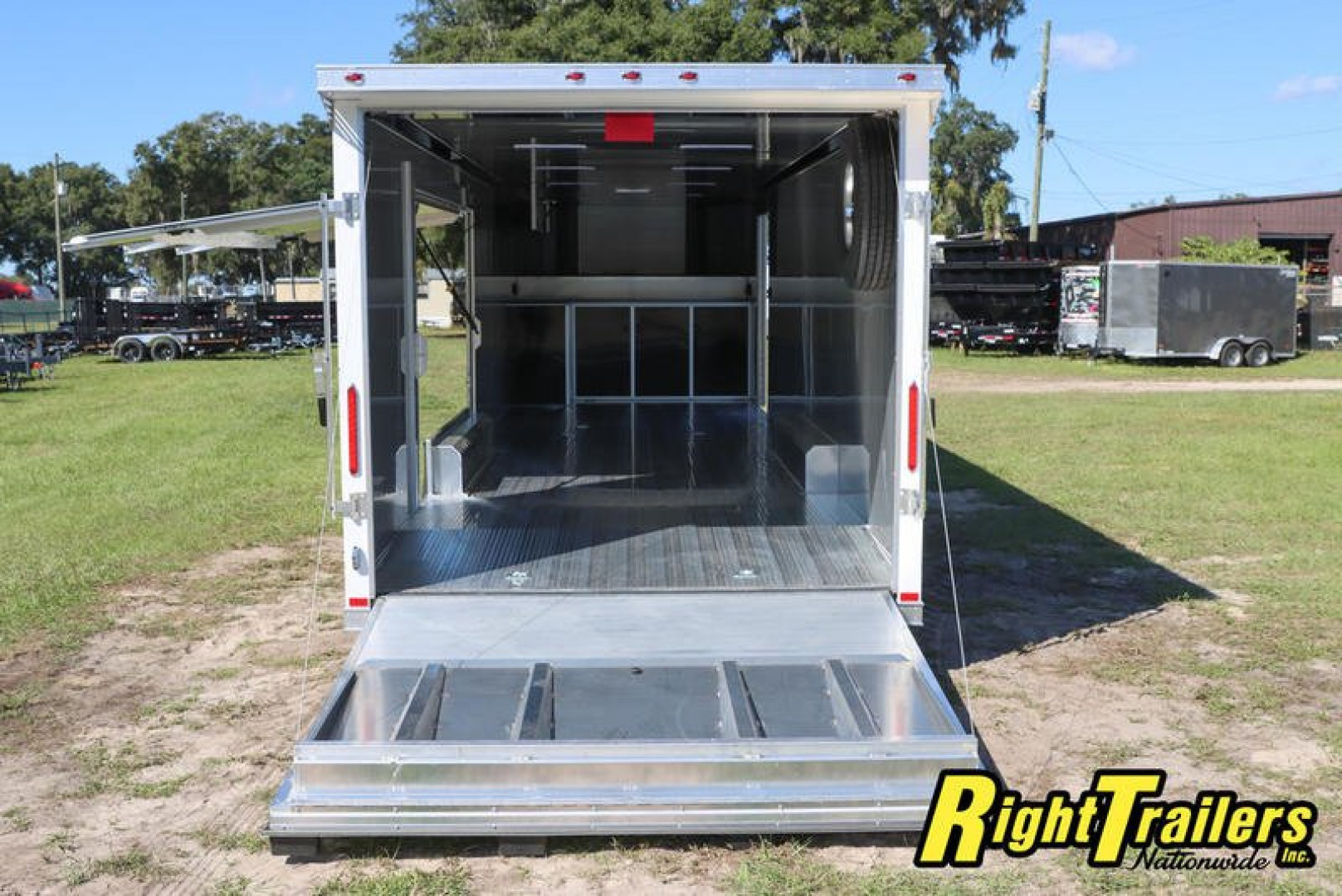 New 2024 8.5X40 INTECH ALL ALUMINUM TAPERED NOSE GOOSENECK, 16975