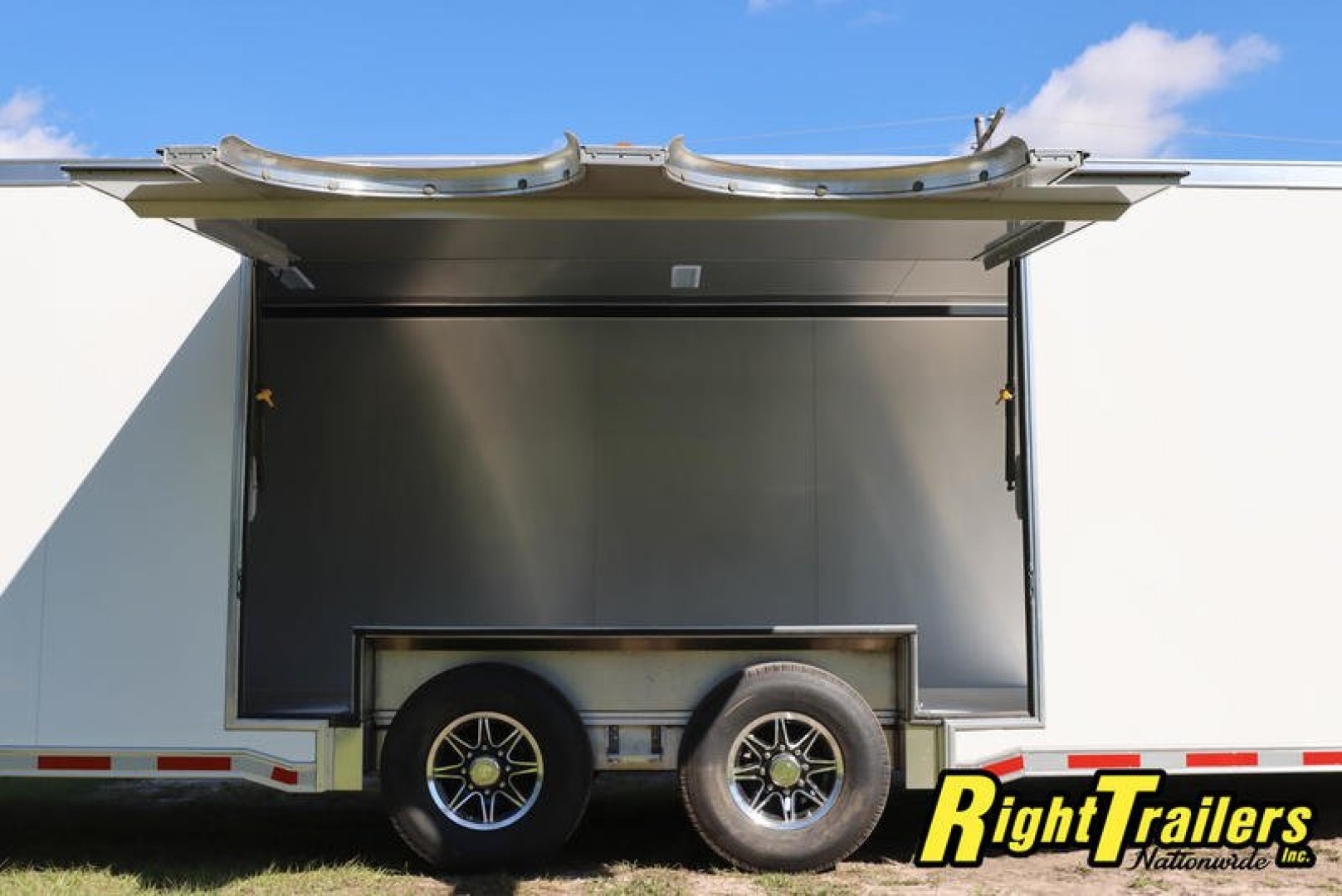 New 2024 8.5X40 INTECH ALL ALUMINUM TAPERED NOSE GOOSENECK, 16975
